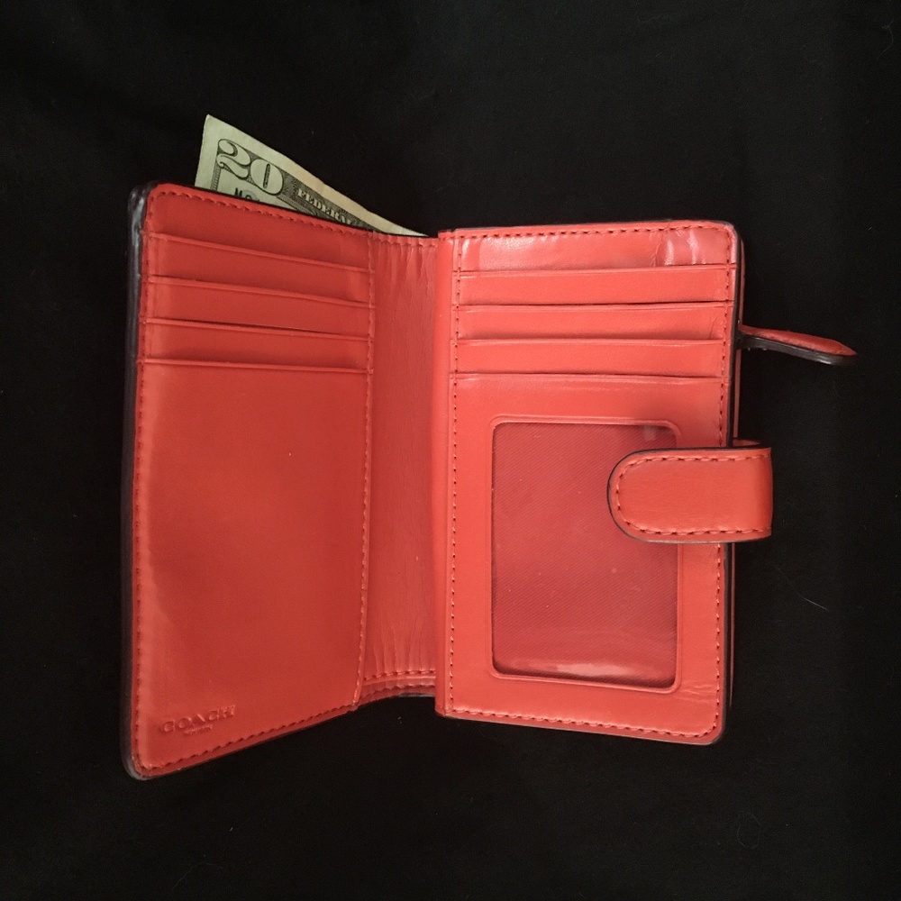 Coach Logo Wallet - Picture 2 of 3